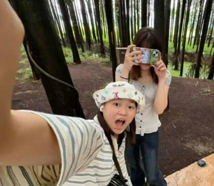 全红婵近照惊艳全网！熬过发育关，终于长开，颜值气质大逆袭 ​​​