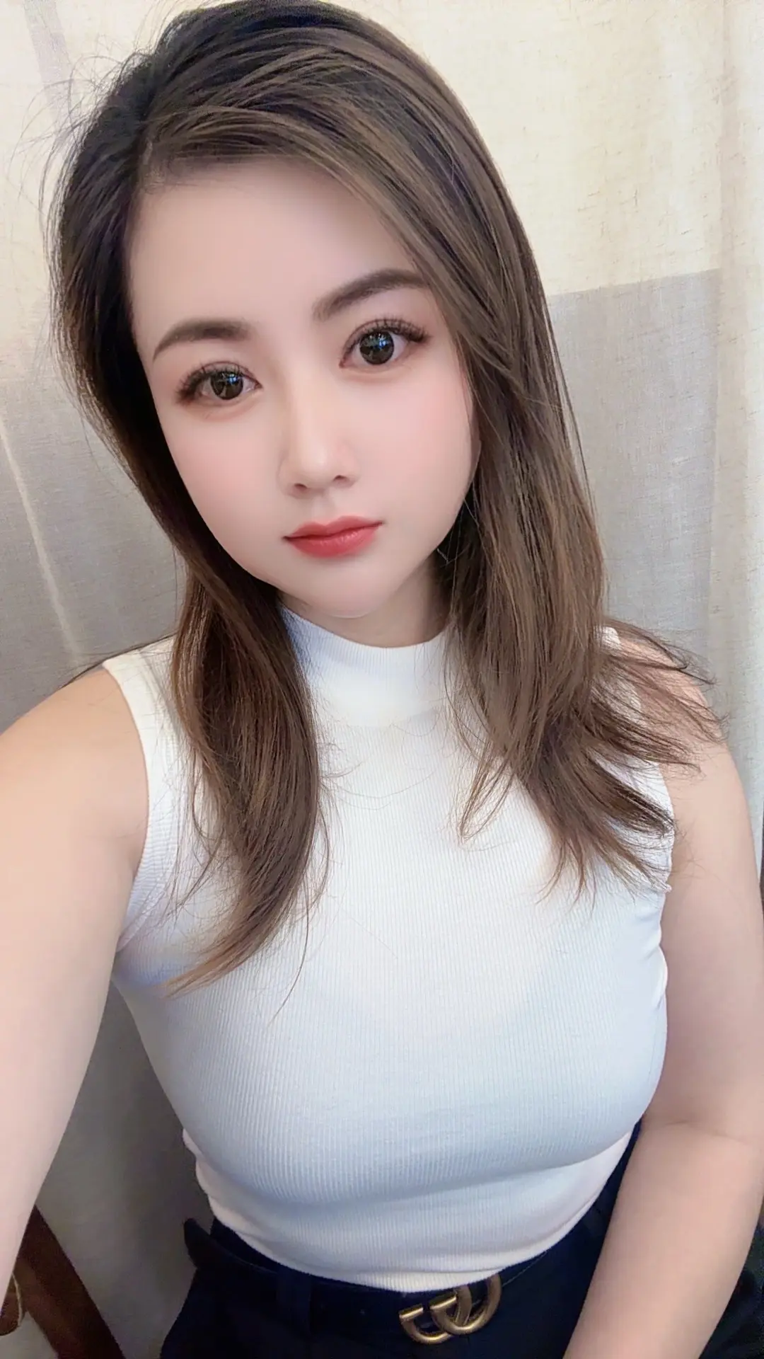 什么时候流行脸大微胖的女孩子，脸大微胖都有了，就差流行了