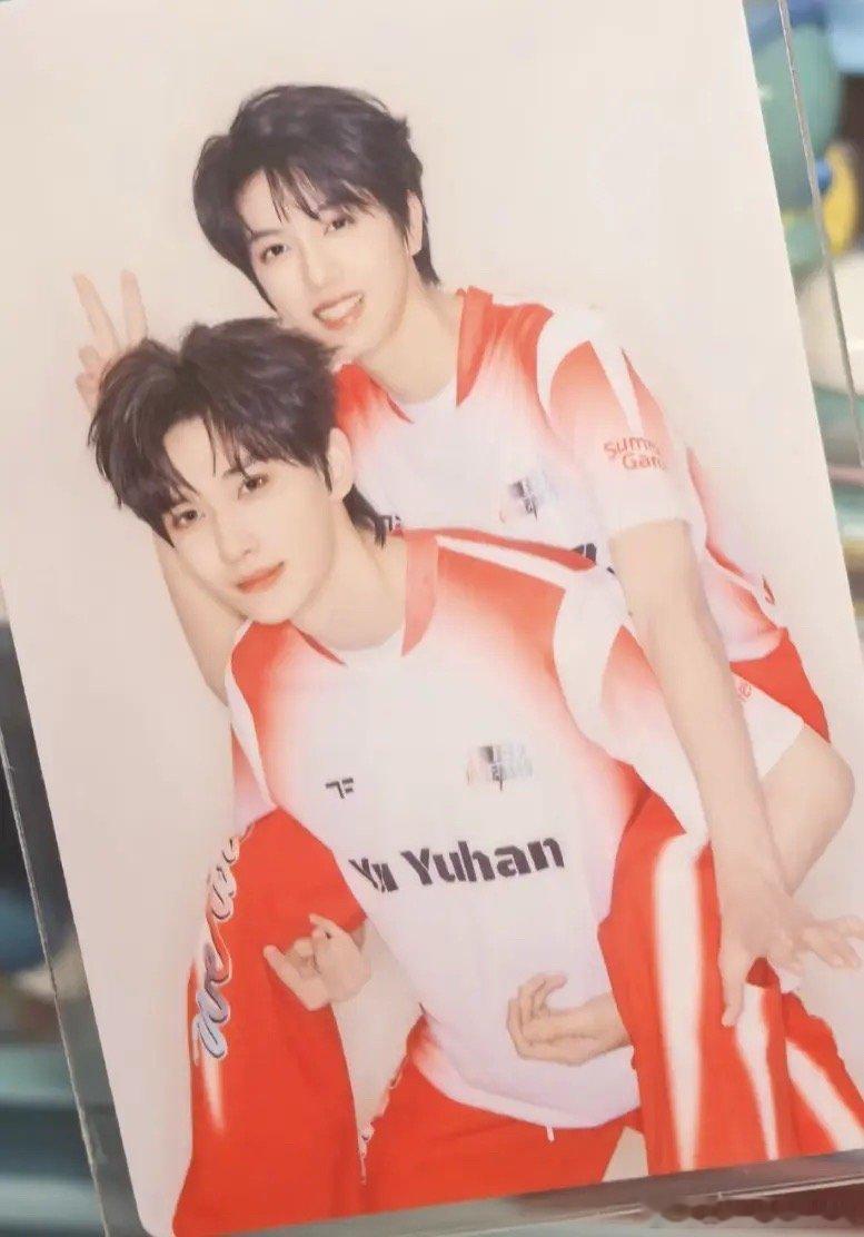 tg龙嘻嘻vs龙不嘻嘻 