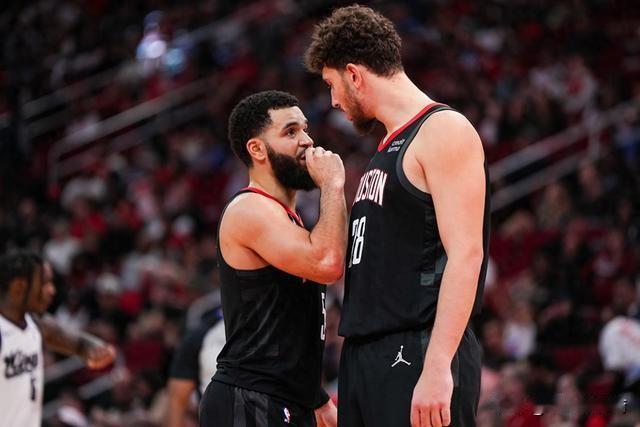 抓紧补强吧，别指望范弗里特了！
最近五场比赛输掉四场，让火箭队关键时候缺少组织者