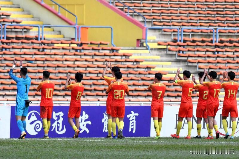 北京时间1月25日凌晨，U23国足在亚洲杯决赛中以0 - 4的比分惨败于日本队，