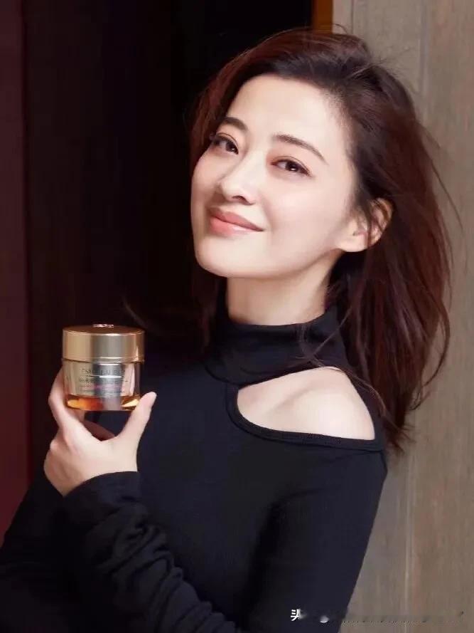 演员，梅婷说：第一次婚姻破裂之后，我全心全意地投入拍戏，不考虑自己的婚姻了，可是
