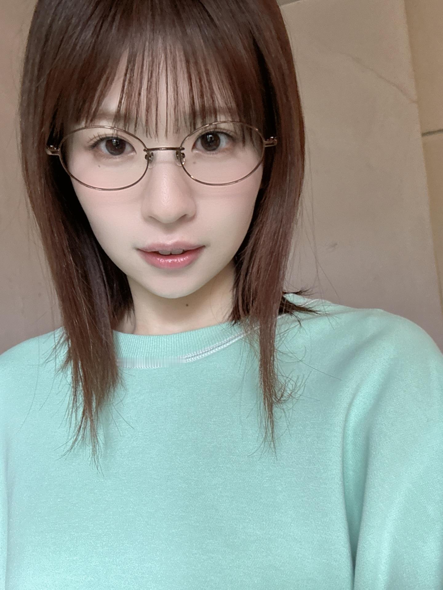 松田好花🐙「ㅤ週刊少年チャンピオン　発売中です📚アイドルラストグラヒ