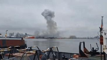 罗马尼亚这次怪谁？根据欧洲媒体报道，️当地民众称，一架海军无人机爆炸，罗马尼亚康
