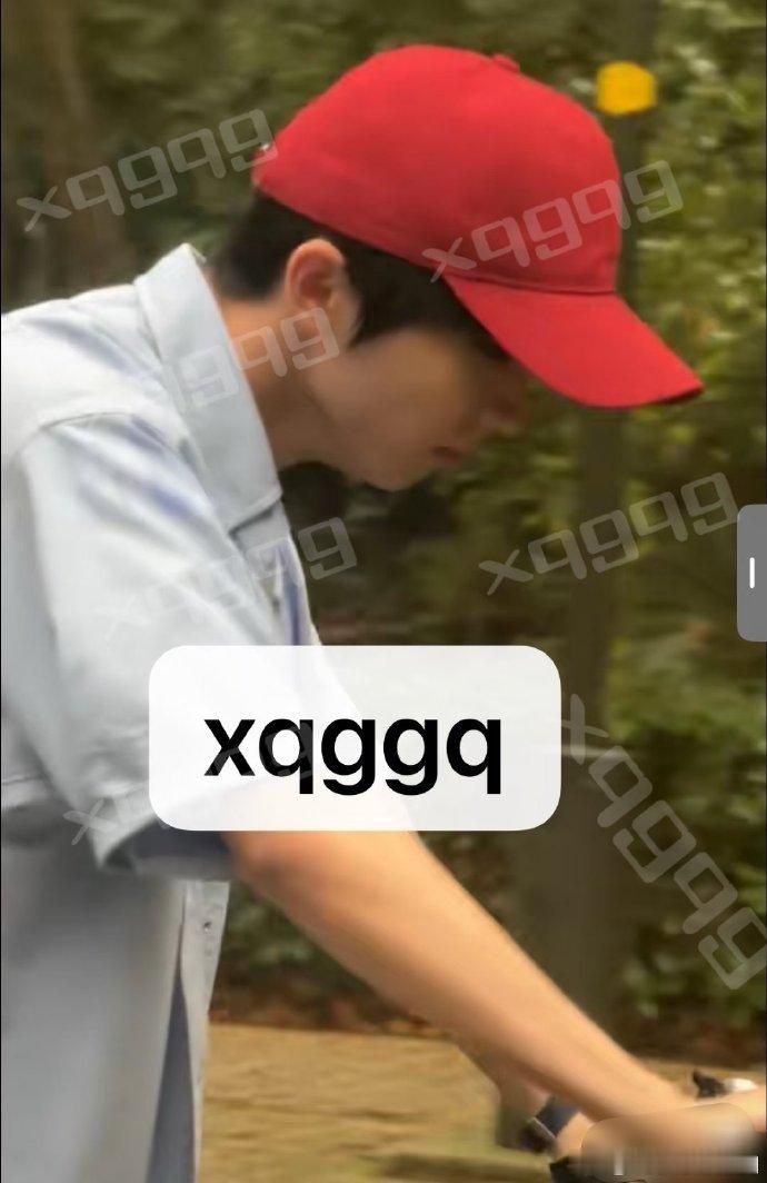 马嘉祺我们生活在南京拍摄路透马嘉祺新剧骑自行车路透  路透里的治愈瞬间！马嘉祺骑