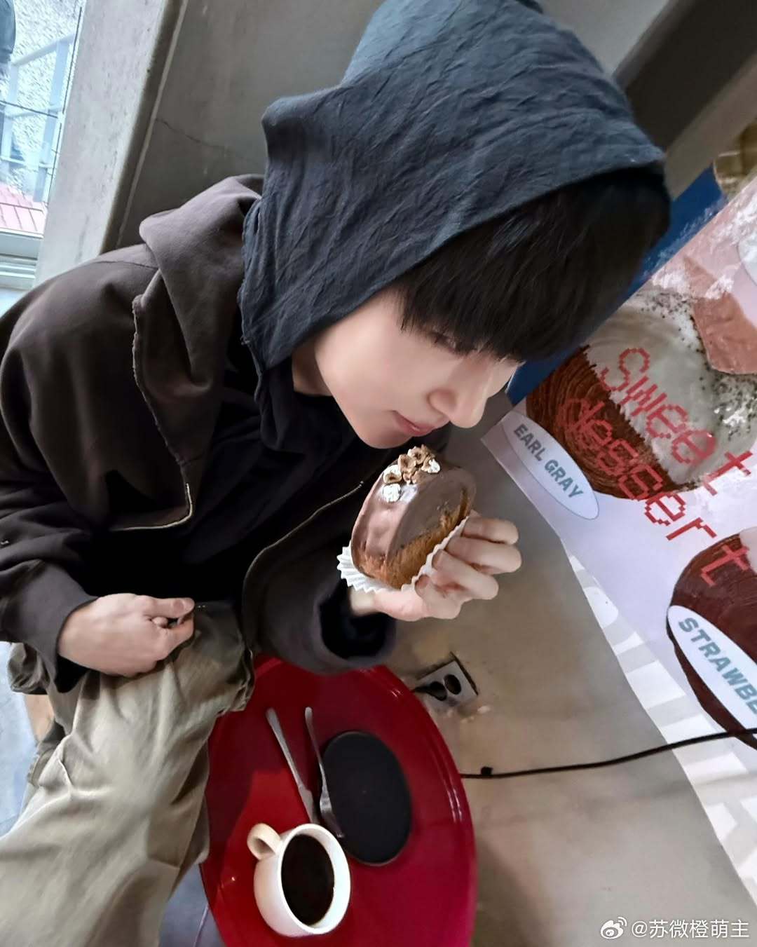 边佑锡INS更新已加入满三十减三十套餐