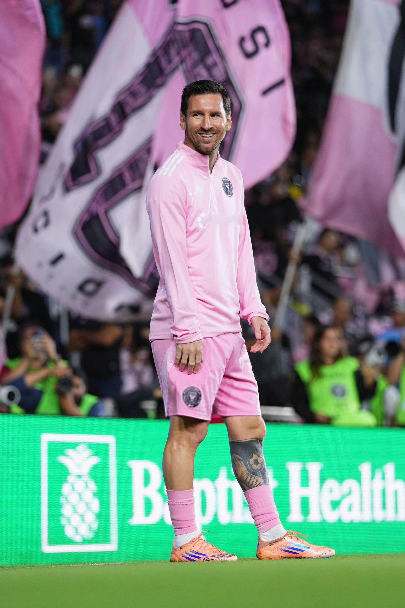 ❤梅西给你点了赞周末愉快！梅西迈阿密国际迈阿密国际vs纽约城