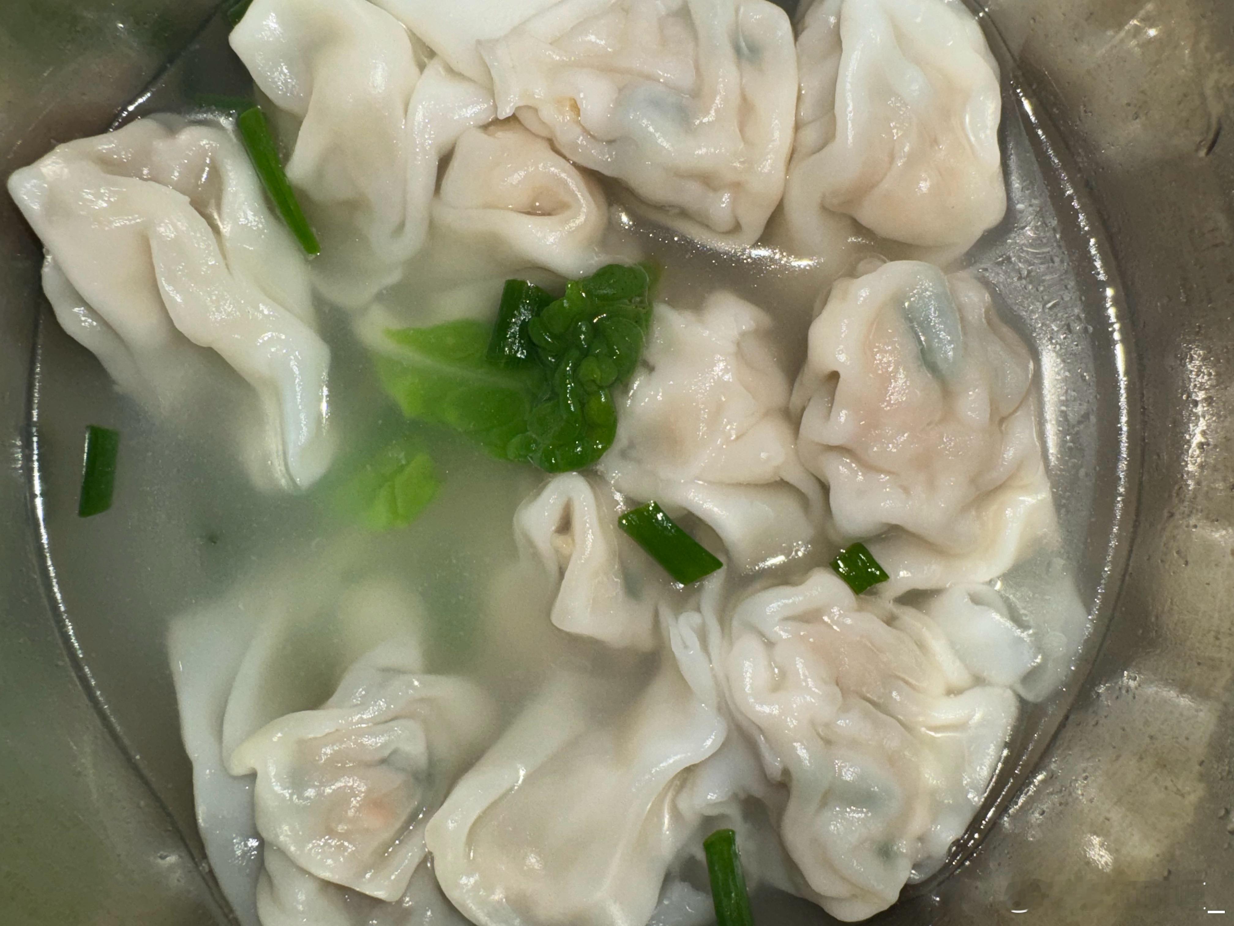 早饭，，吃两碗睡觉 