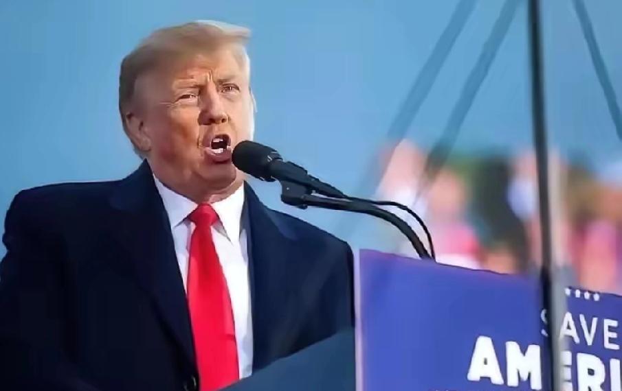 特朗普宣布了
 
外媒报道，美国总统特朗普1月13日对记者表示，他认为中国可以向