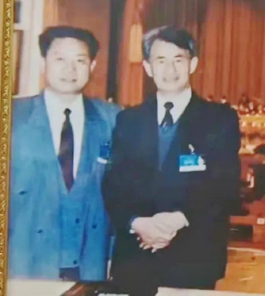 想想武威的皇台酒厂，始建于1985年，2000年上市，鼎盛时期曾于茅台媲美。