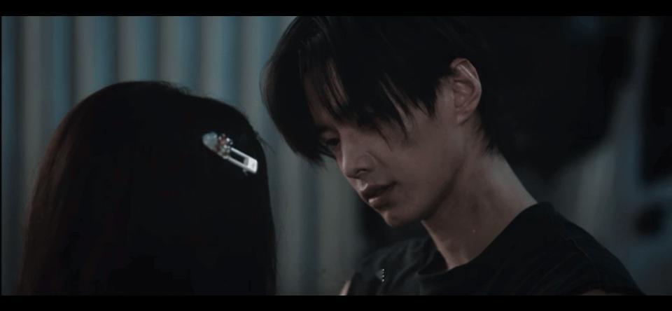 最默契的奔赴是实现彼此的梦想暮朝分开的那些年里，姜暮直接去了国外学天文，很多人都