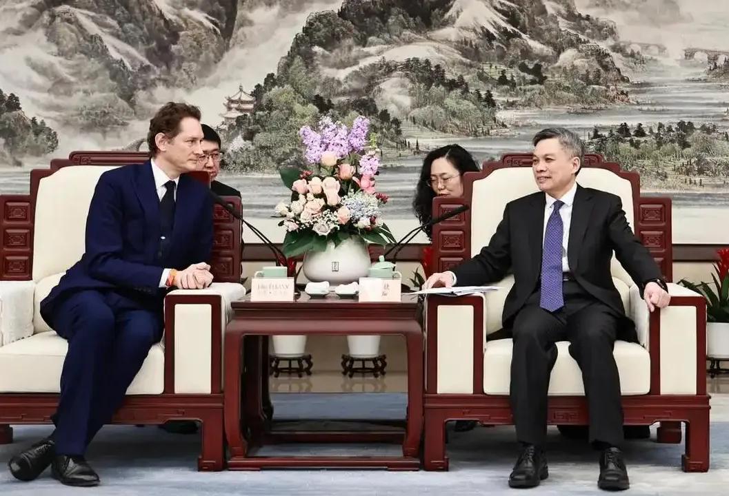Stellantis集团和零跑又要一起“搞事儿”了？

刚在网上看到报道说，St