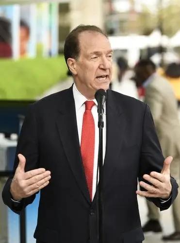 美国自己在中东点了火，转头却怪中国存粮太多，马尔帕斯这锅甩得也太远了

前世界银