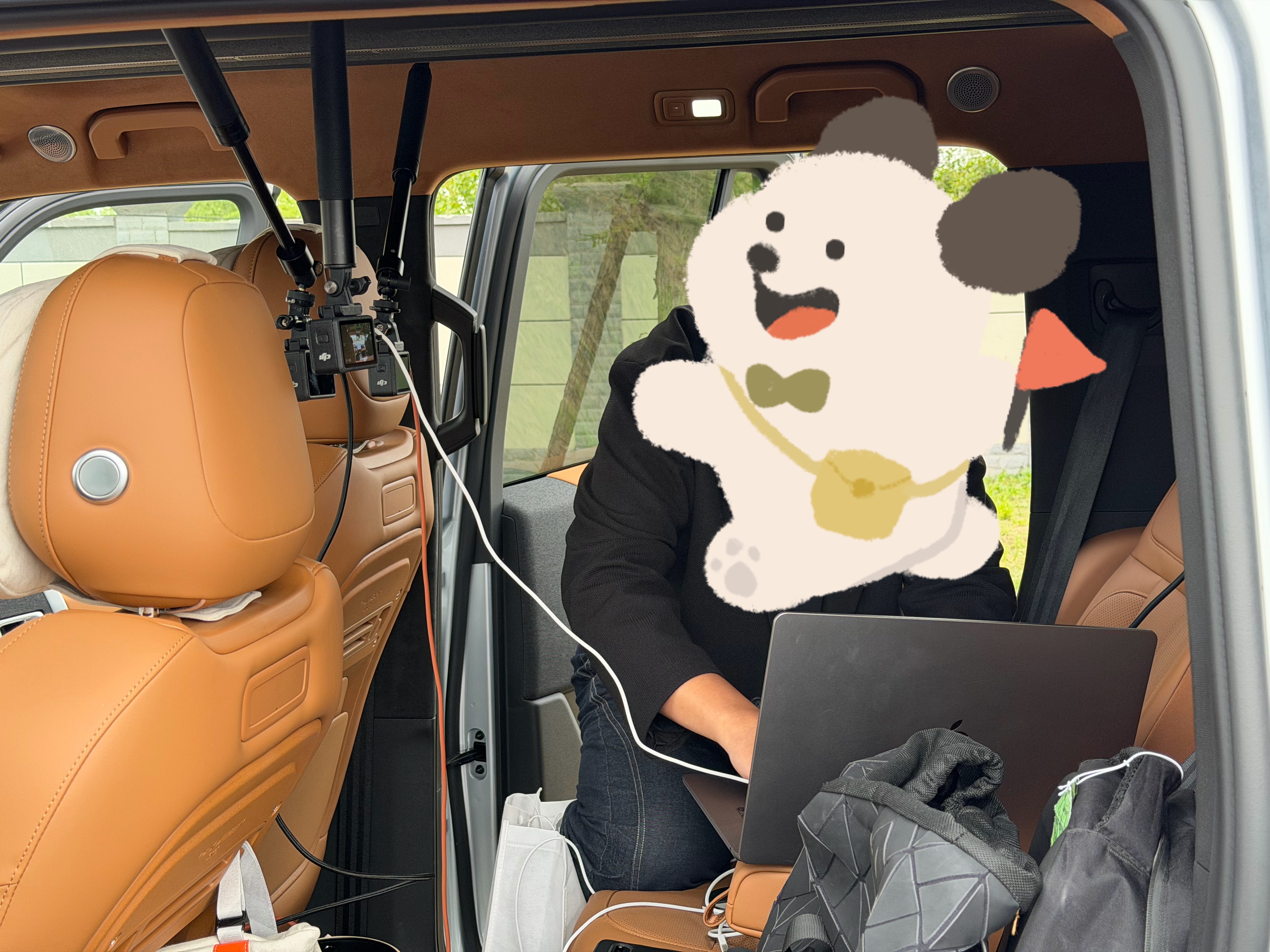 直播马上开始中国首款整车智能体芯片星空和hsd奔赴星空