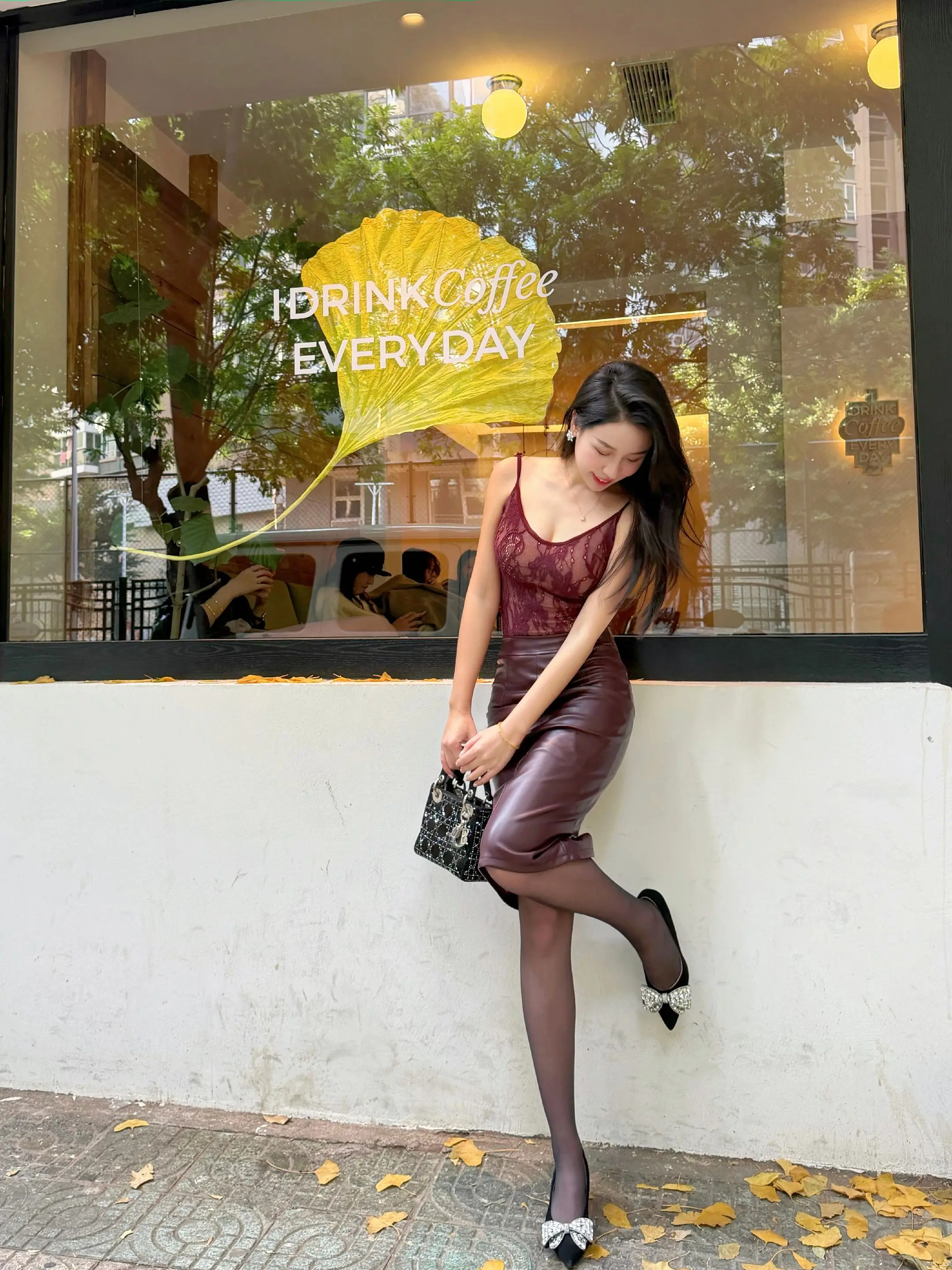 我的一生没有任何计划，即兴发挥，于是我，独行、自由、饱满、沸腾