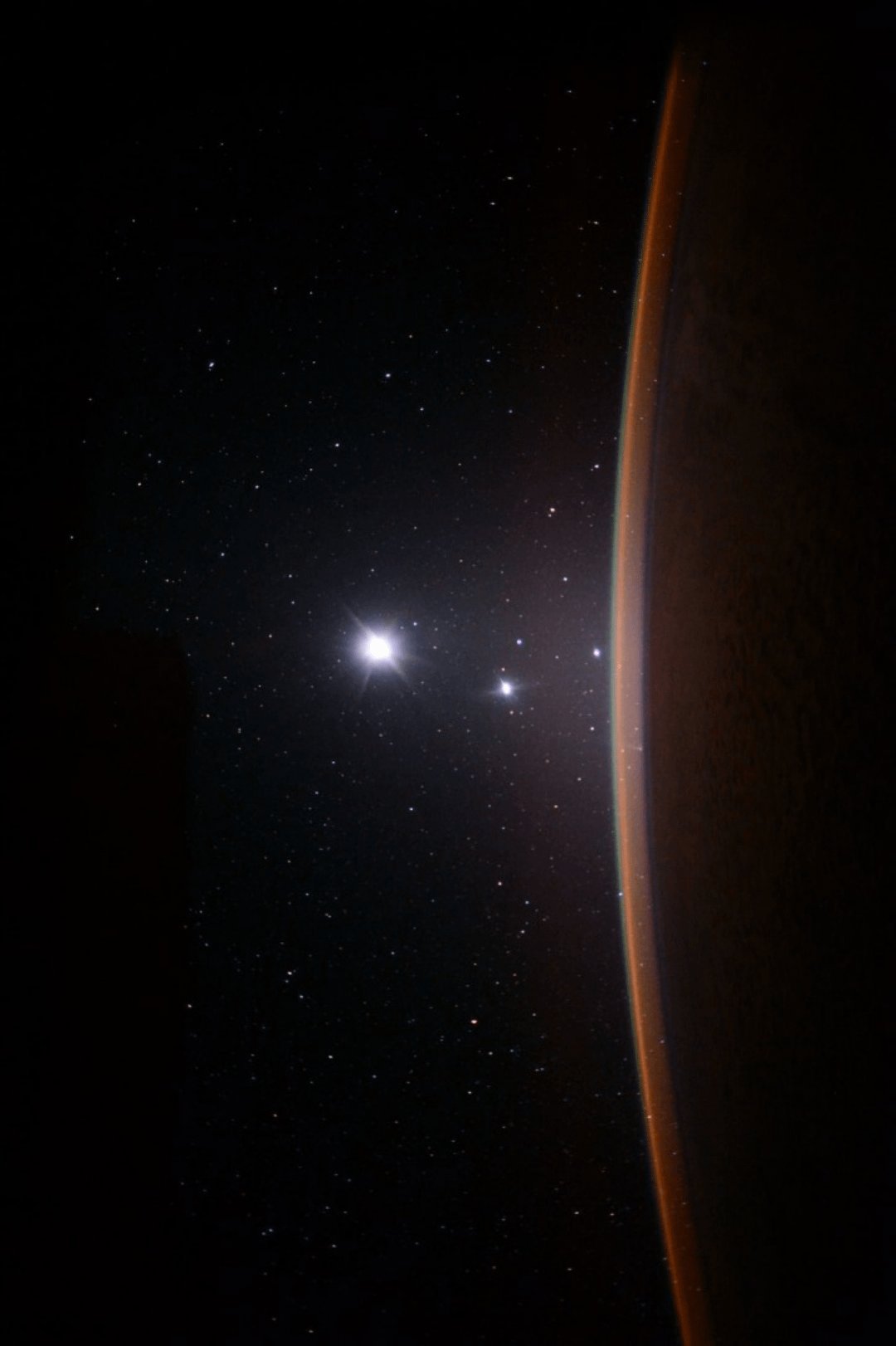 地球、月亮、金星和木星 ​​​