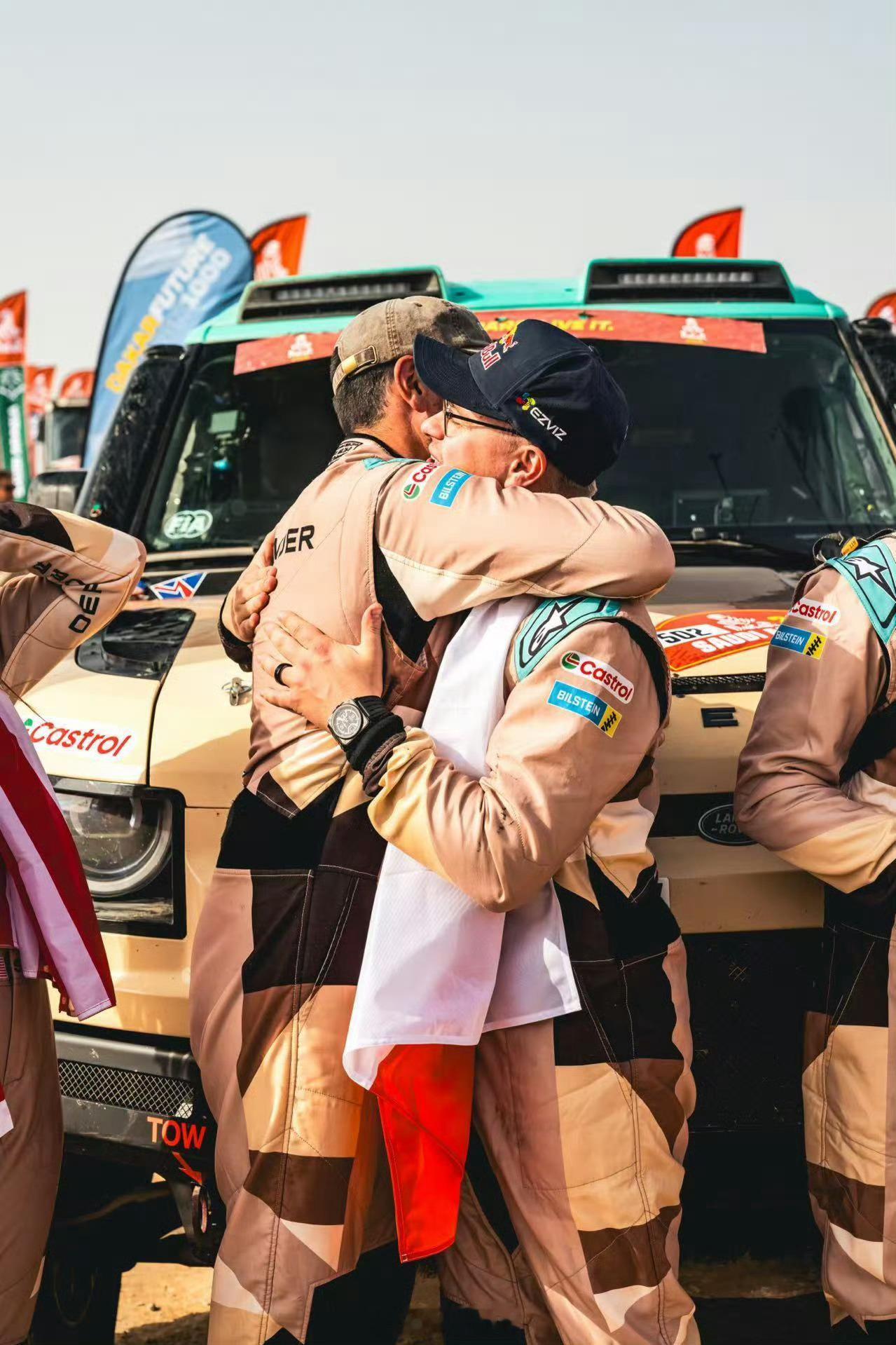 2026达喀尔拉力赛T2量产组冠军出炉基于路虎卫士OCTA打造的Dakar D7