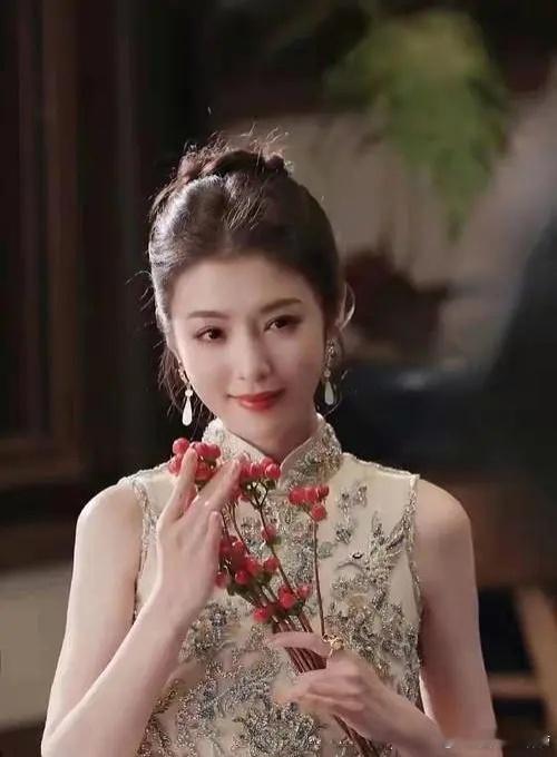 刚看完镖人李云霄颜值放在娱乐圈算什么水平？ 