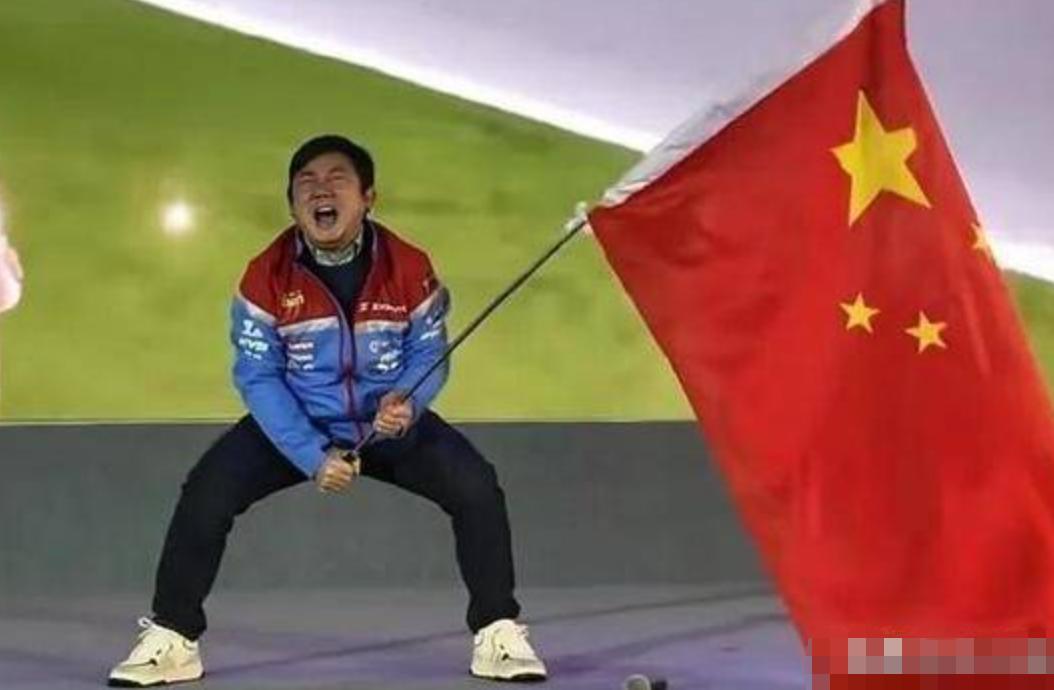 张雪这个人，你怎么能不爱呢！

除了不装B，真性情，勇于追求梦想，三观还超正，爱