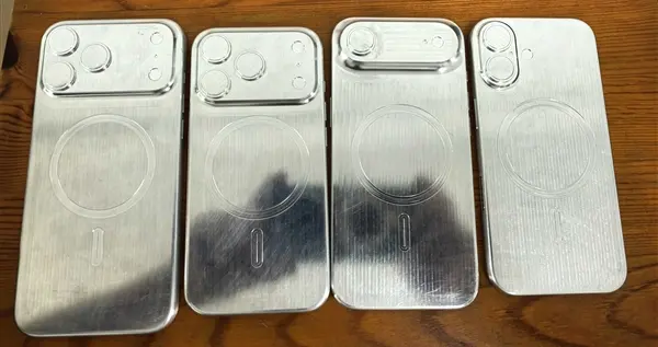 苹果可放心研发无接口iPhone 欧盟放话：不会限制