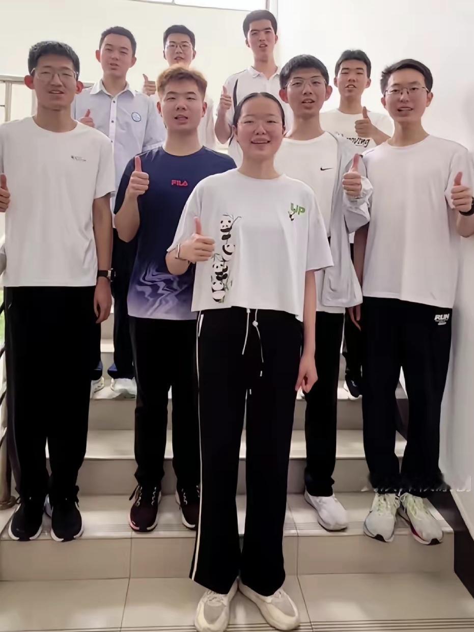 恭喜！2026年高考高分屏蔽的武汉华师一的学霸们！