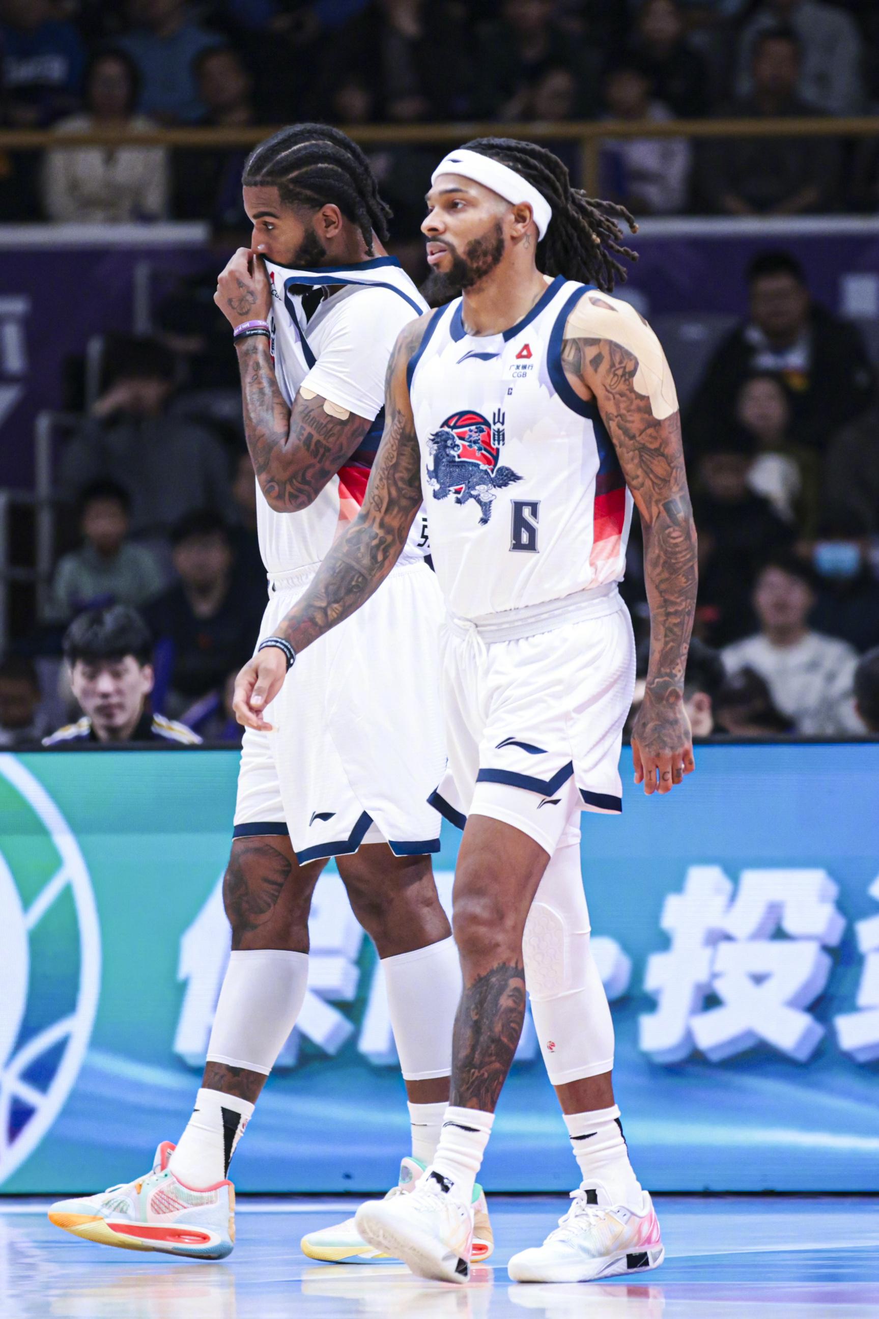 CBA鞋视角 ANTA KT11 & KTX山东队外援铂塞尔和克里斯分别上脚KT