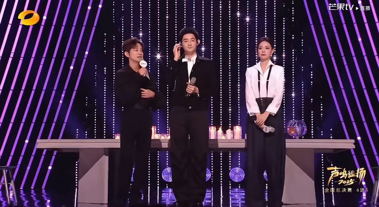 声鸣远扬 眼泪拌饭声鸣远扬 每一首歌都唱到人心坎里，旋律一响瞬间红了眼眶，眼泪拌