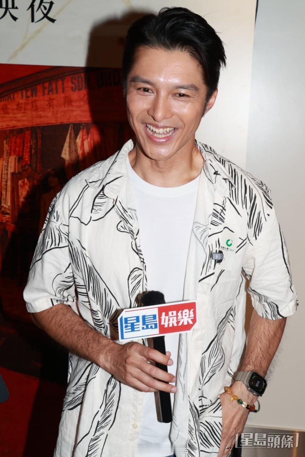 星岛：前TVB“御用弟弟”黄嘉乐坦言疏于更新动态遭误会失业，澄清妻子考取地产牌照