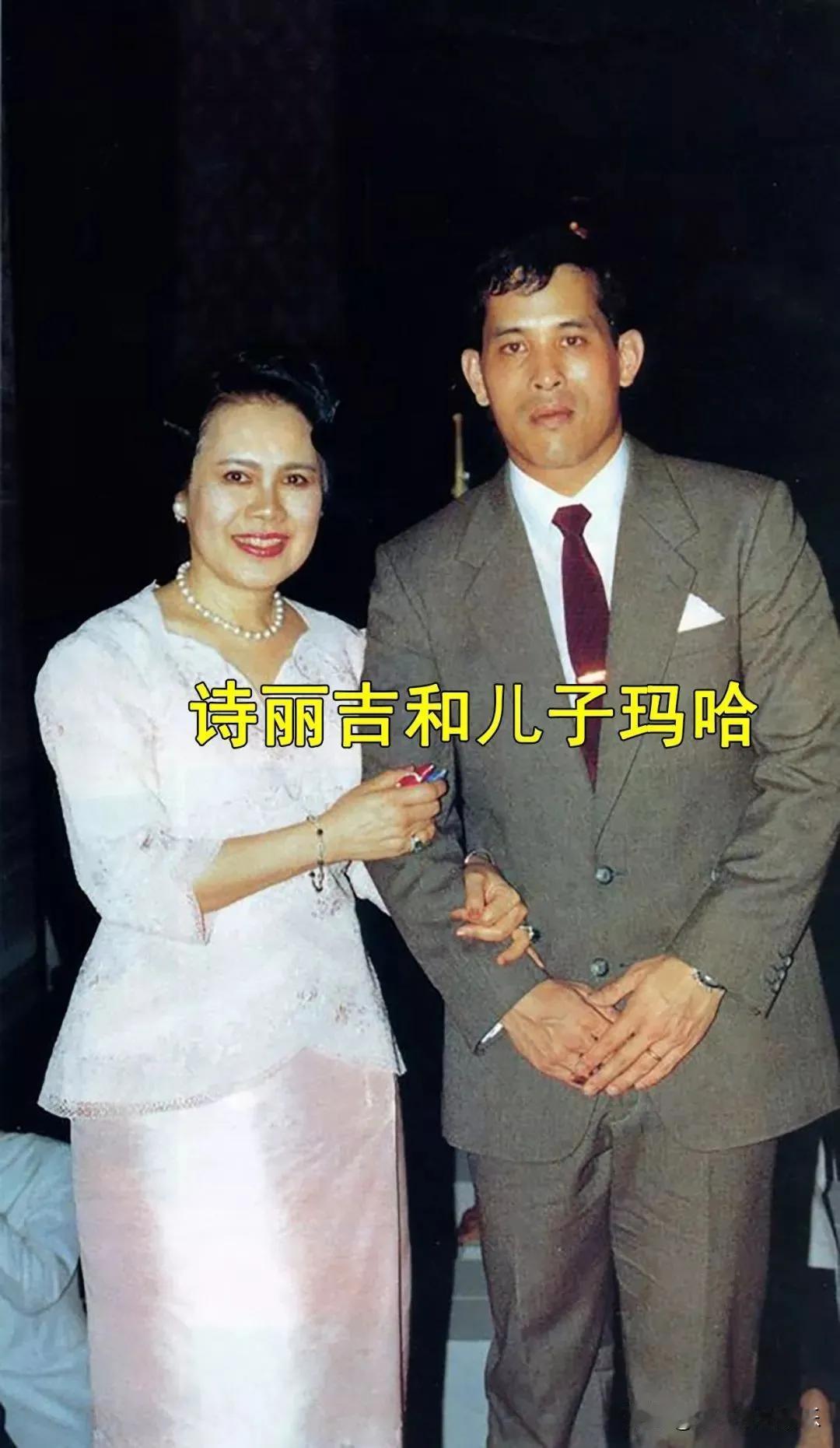 诗丽吉王后气色真好，比儿子老公的都要好，爱自己的女人才会好命。不知为啥，一直觉得