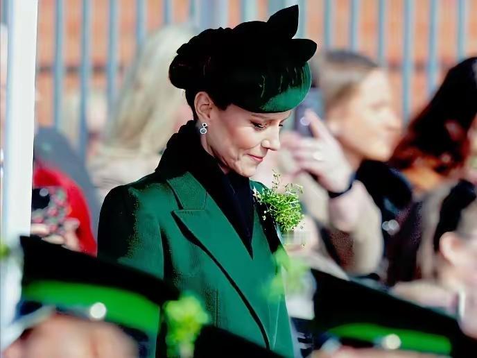 凯特的灿烂，又重新回来了！
内心强大的凯特，实力真的是不容小觑，就算这几年经历了