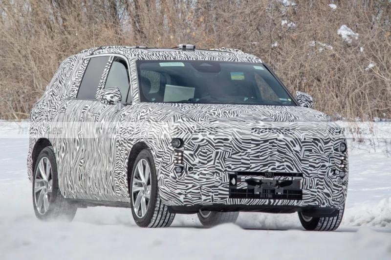 【凯迪拉克凯雷德EV谍照曝光 有望于2023年亮相】新车定位纯电全尺寸SUV，将