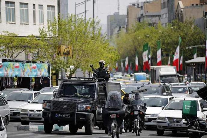 全球瞩目的伊朗战事迎来喘息，美伊达成两周停火共识，双方代表赴巴基斯坦谈判，中东局