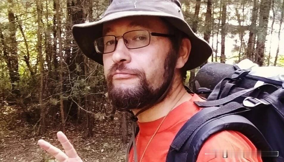 俄罗斯一科学家因在网上发布反战言论，被判处5年监禁。来自喀山的安德烈·博亚尔希诺