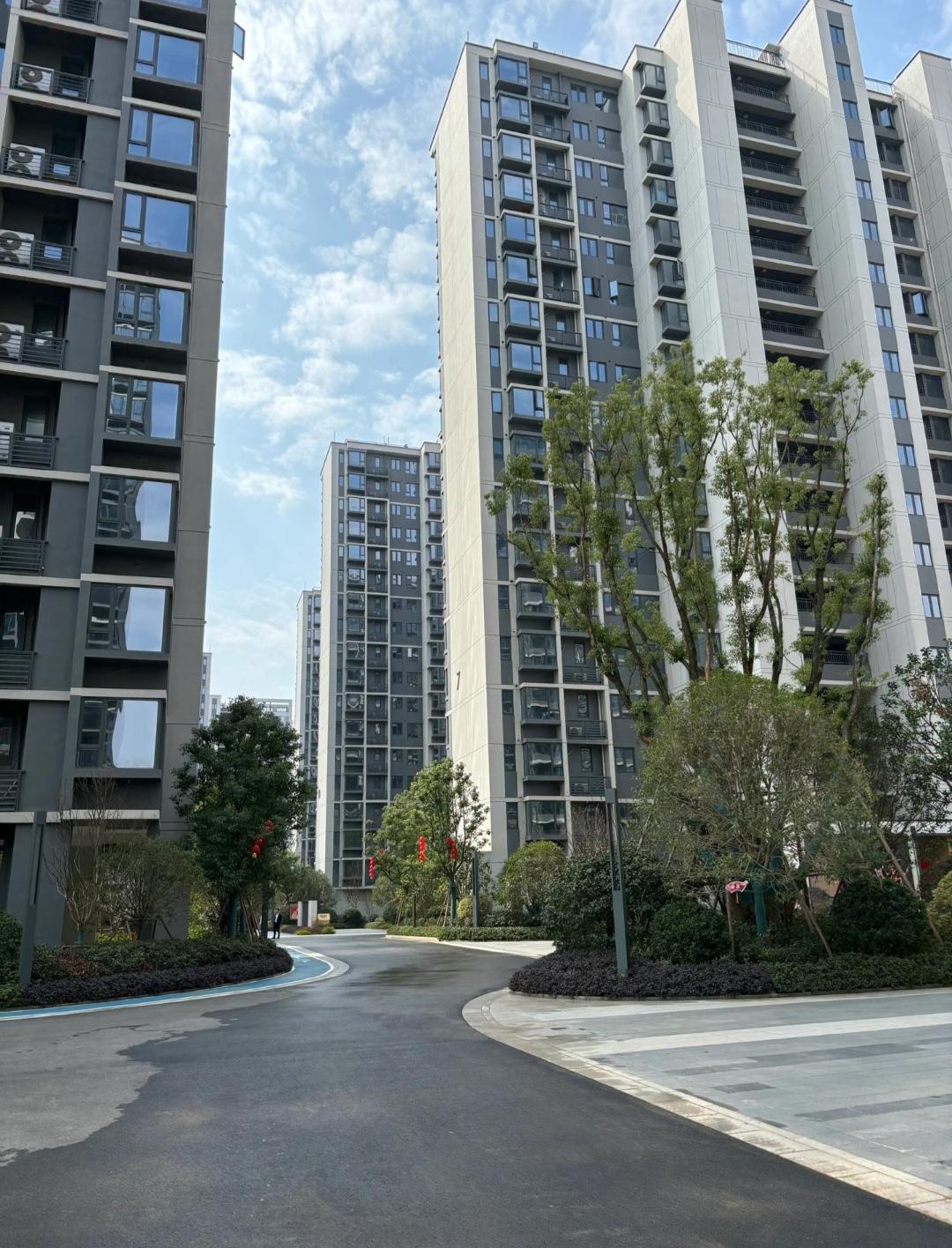 滴水之恩该不该涌泉相报?
大姑姐买房，婆婆竟然挪用了自己所有的养老钱80万，全都