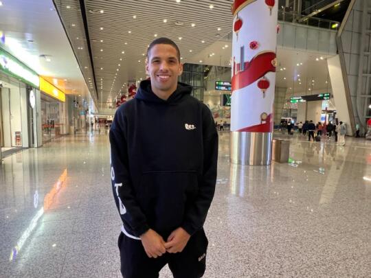 小里瓦尔多：我爸非常开心 鼓励我来中国