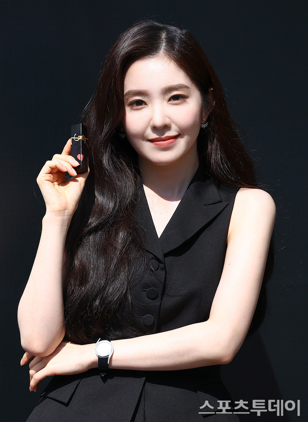 260903 YSL Beauty 圣水精品店站台活动 新闻图 