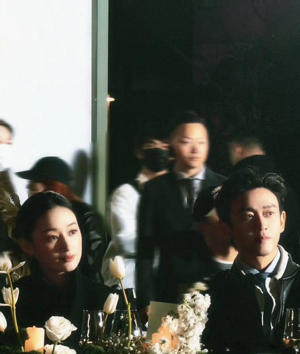 赶紧再拍一部剧吧，姐姐姐夫的cp感真的很浓 