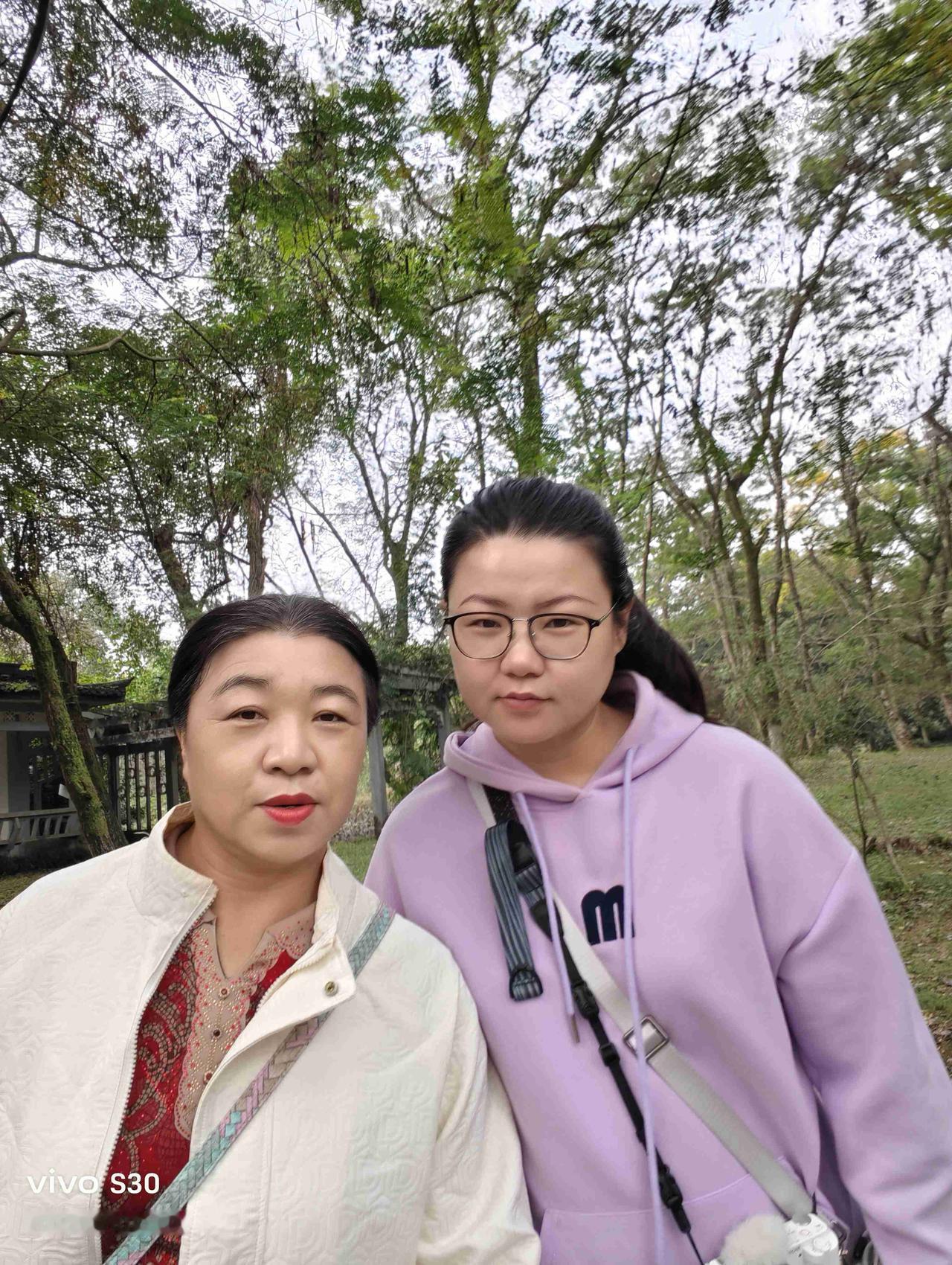 我的今日状态：😁轻松愉快
我这里的天气：☀️晴天