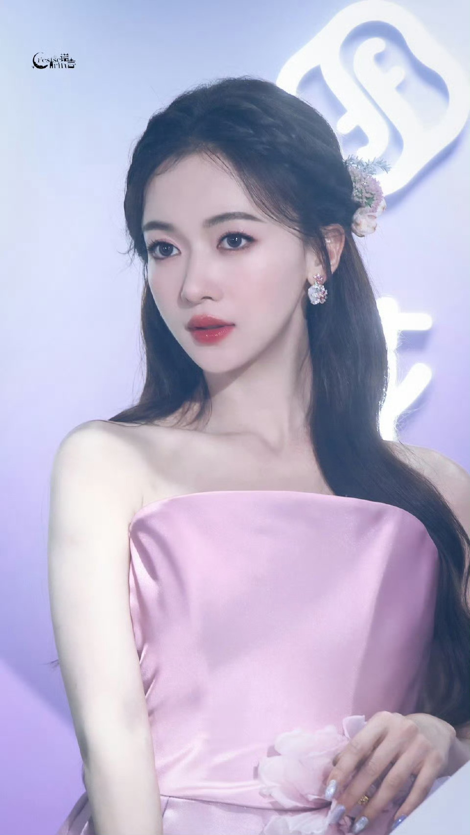 吴谨言线下活动美爆了 可惜… ​​​