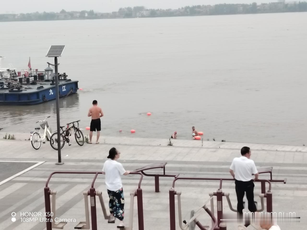 国际石油局势对普通人生活有什么影响国际石油局势对普通人生活影响很大