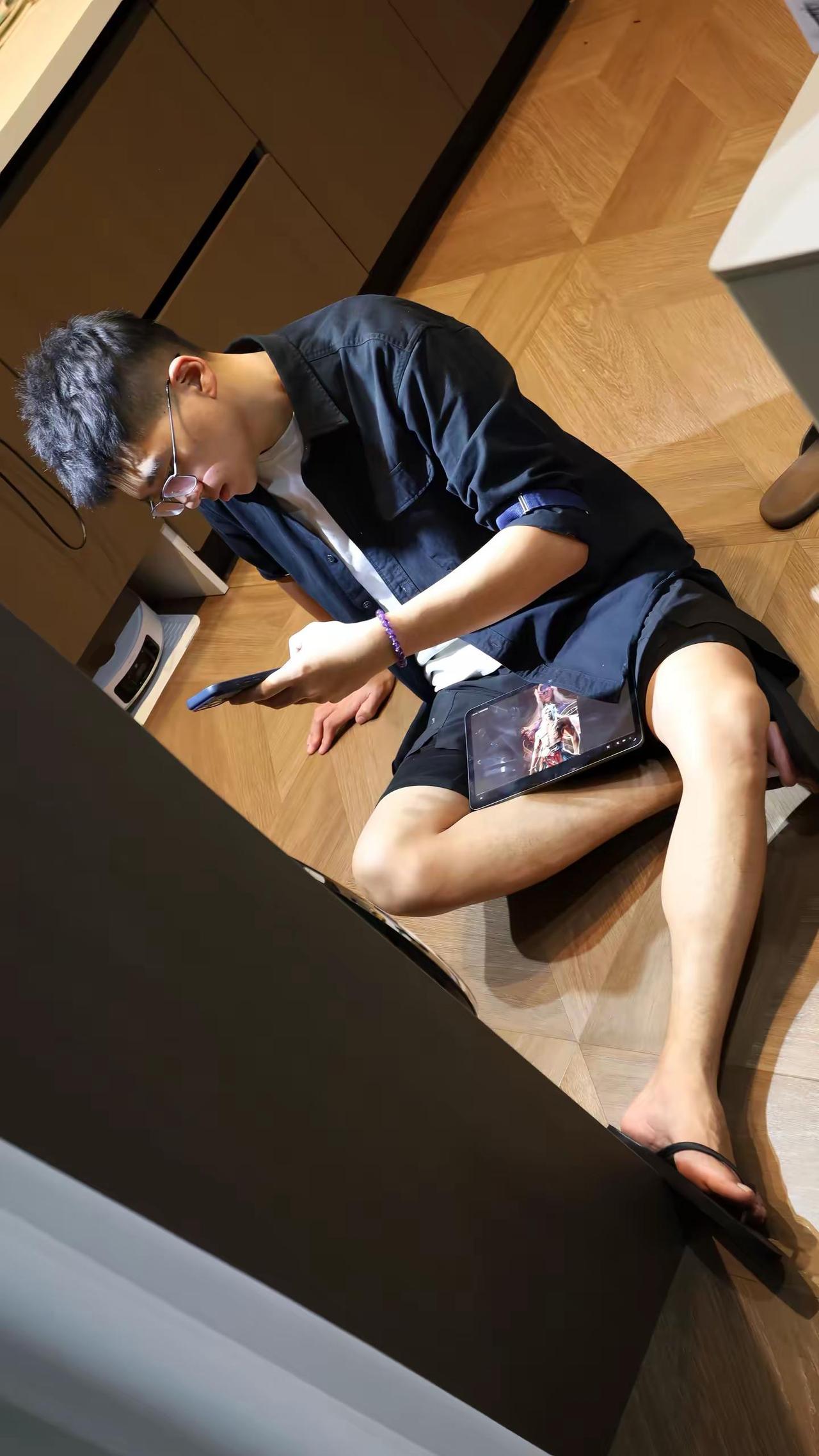 今日份酷帅ootd 你get了么。ootd 酷 东北帅哥