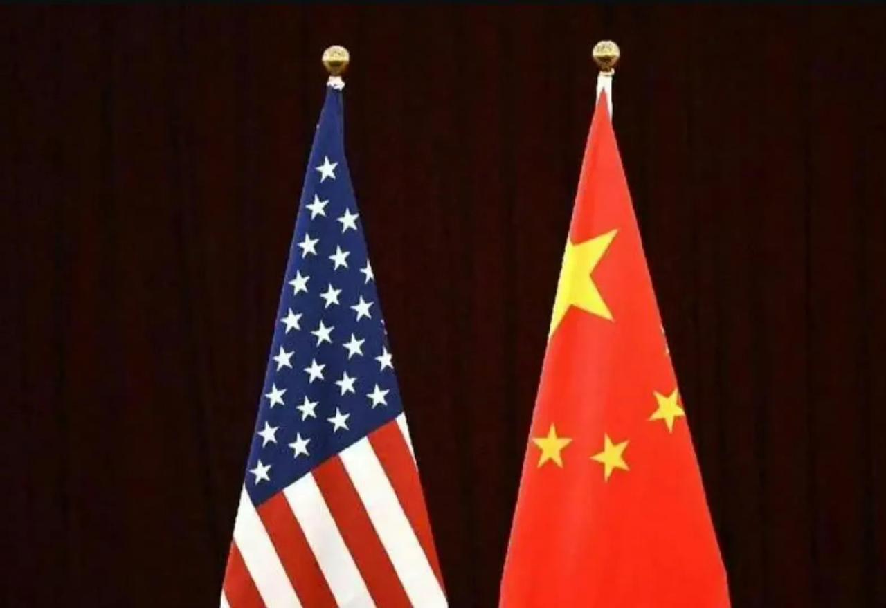 美国要求中国做出选择，要想保持与西方经贸关系，就要中断与俄罗斯的合作。

美国传