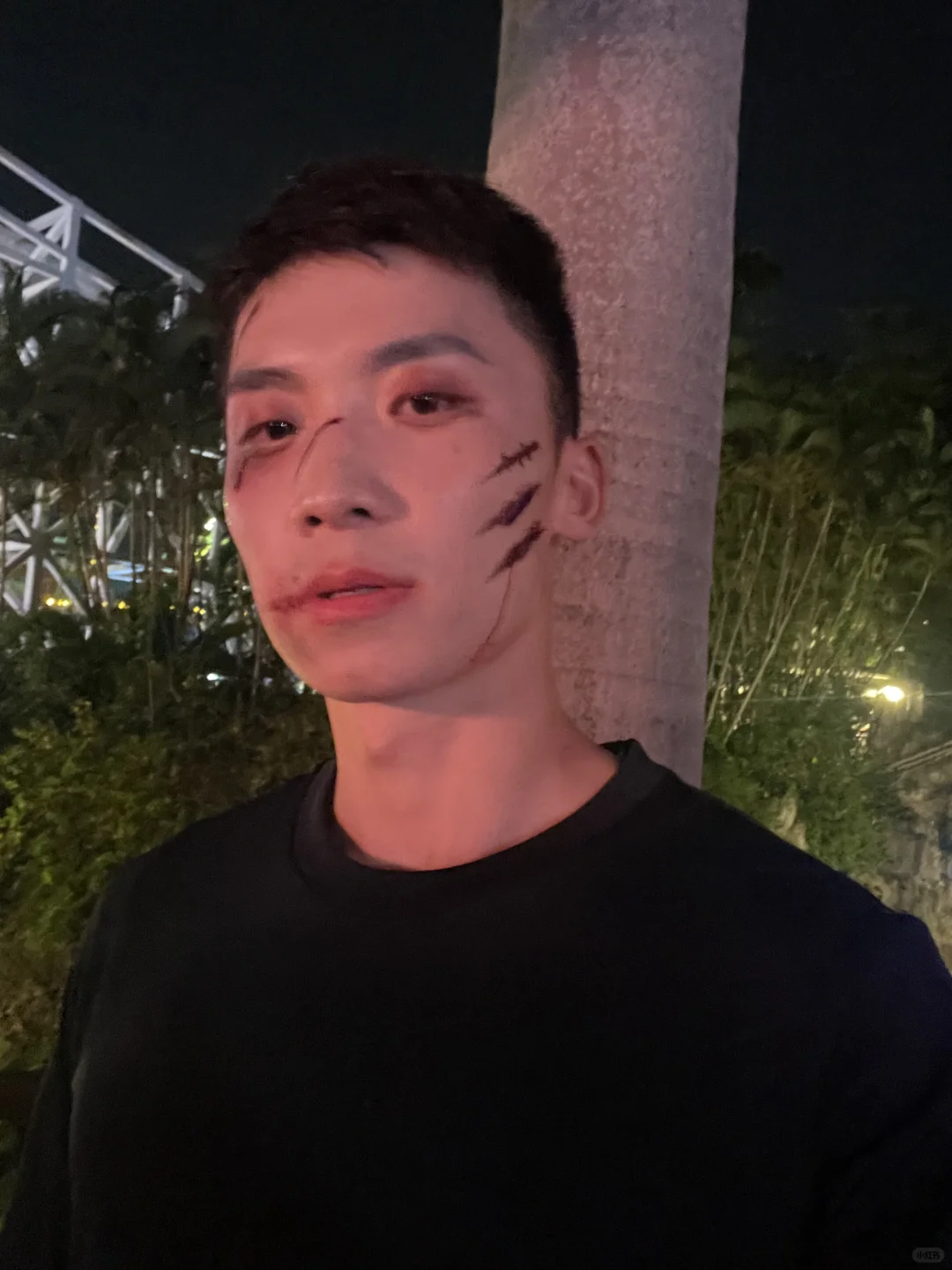 看看大家今晚的🎃装扮