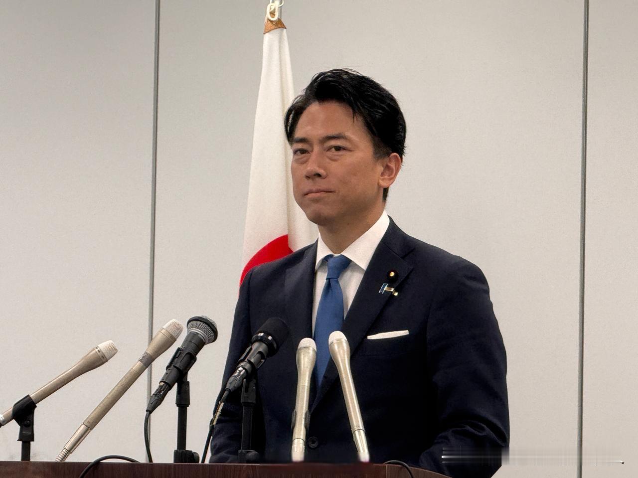 小泉进次郎质疑中国军费不透明，听上去是在替地区安全操心。可把这句话翻个面就清楚了