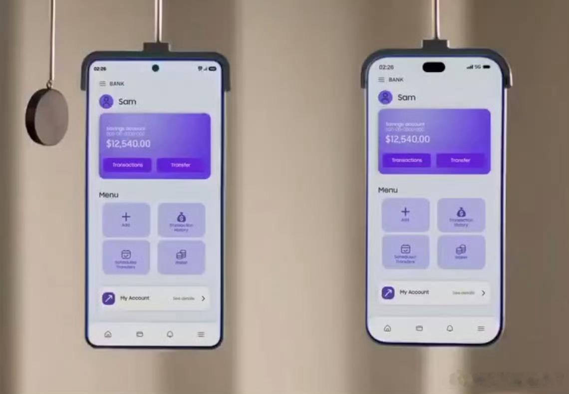 苹果之前的灵动岛，看着是挺有设计感，但那个药丸确实有点大，很多人看着别扭，吐槽也