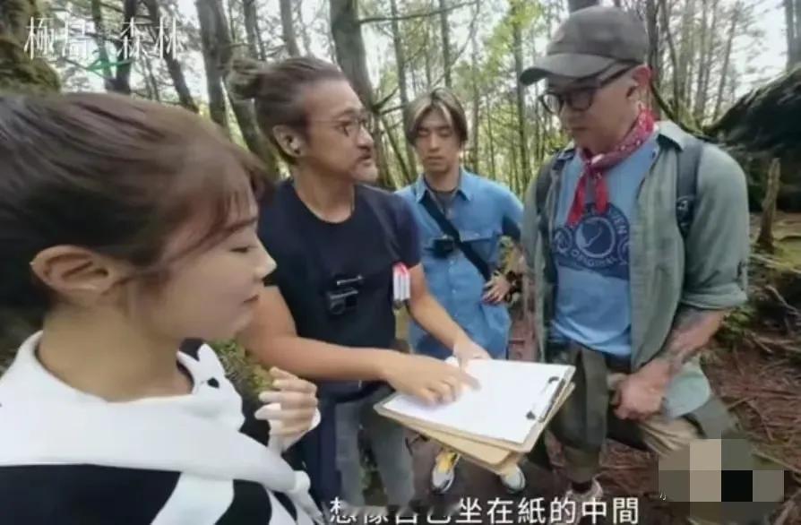 大S还是有一些娱乐圈的人脉的，具俊晔最近参加了陈柏霖的综艺《极岛深林》，这是大S