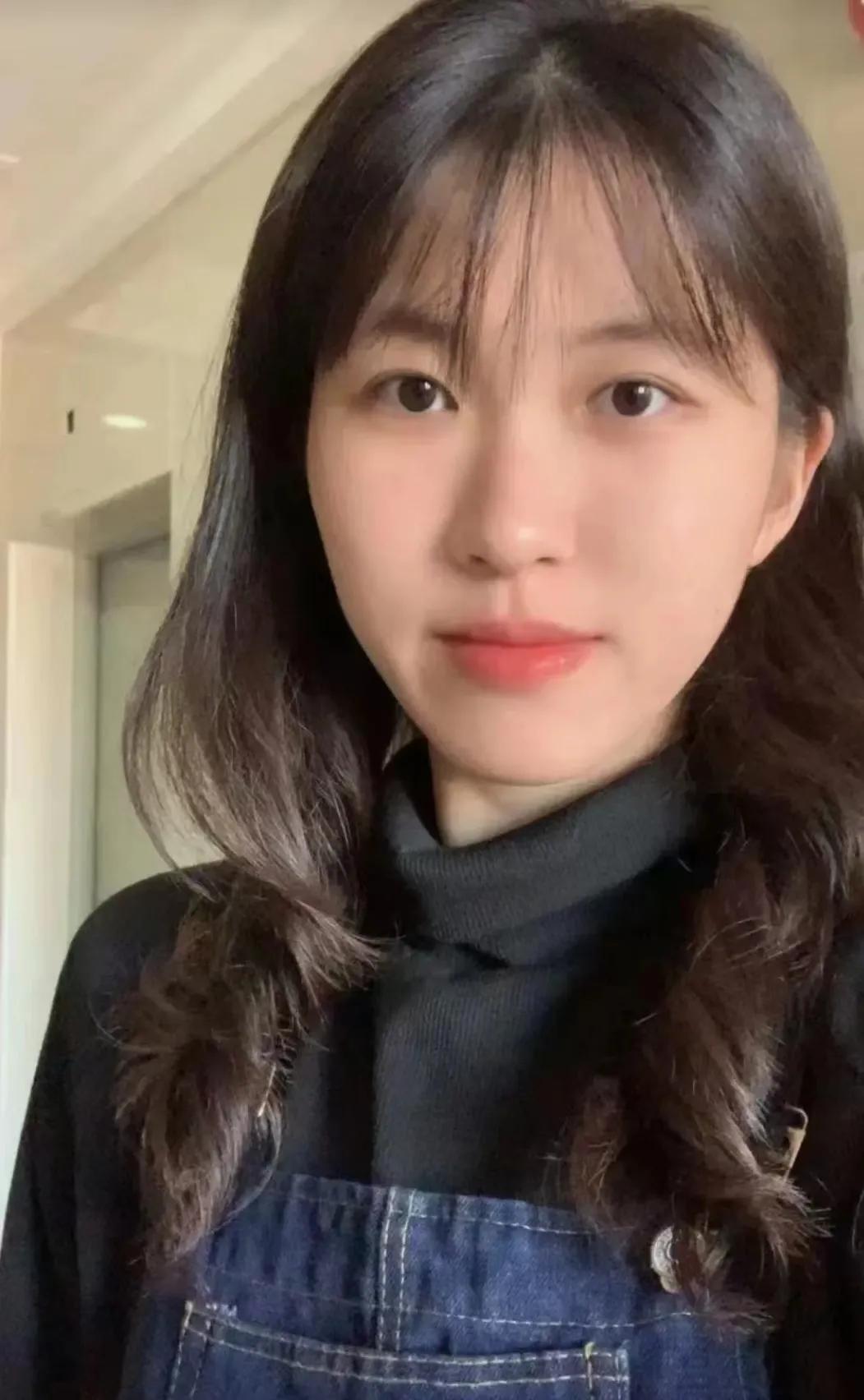 最近我交了一个男朋友，不久后就怀孕了。但我还没准备好要孩子，所以决定打掉。当我问