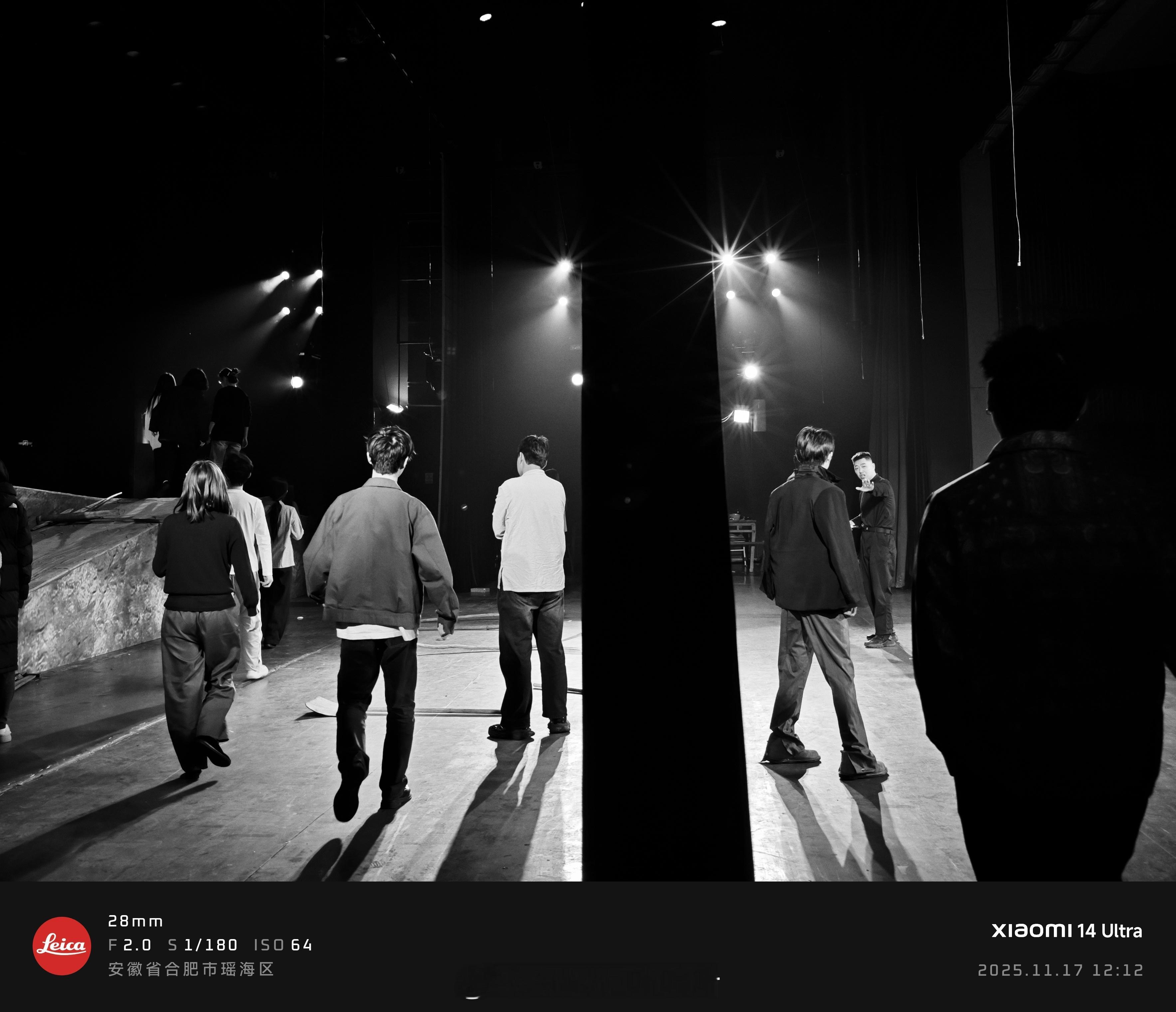 最后一次联排结束，今晚6点，不见不散。 