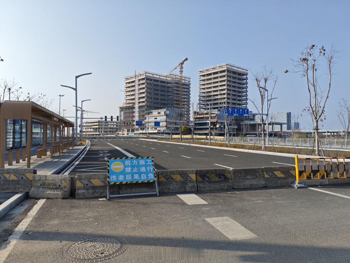 宁波云飞路二期验收一年多未开通引关注 宁波江北区云飞路二期（邵渡路—广元大道段）