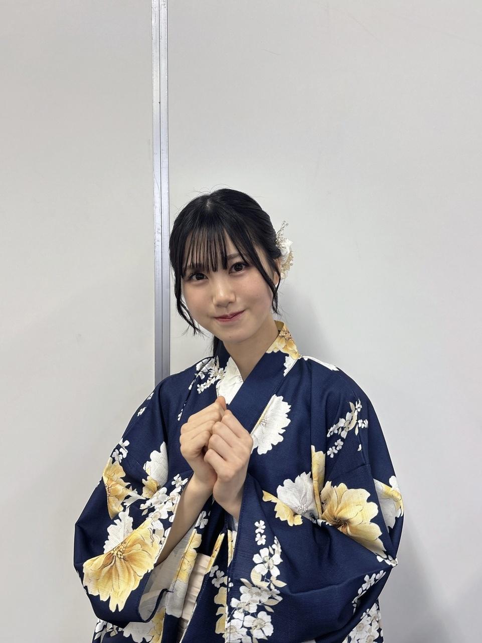 鶴崎仁香「お祭りではりんご飴とかき氷が食べたいな~~ あとあと、線香花火もしたい